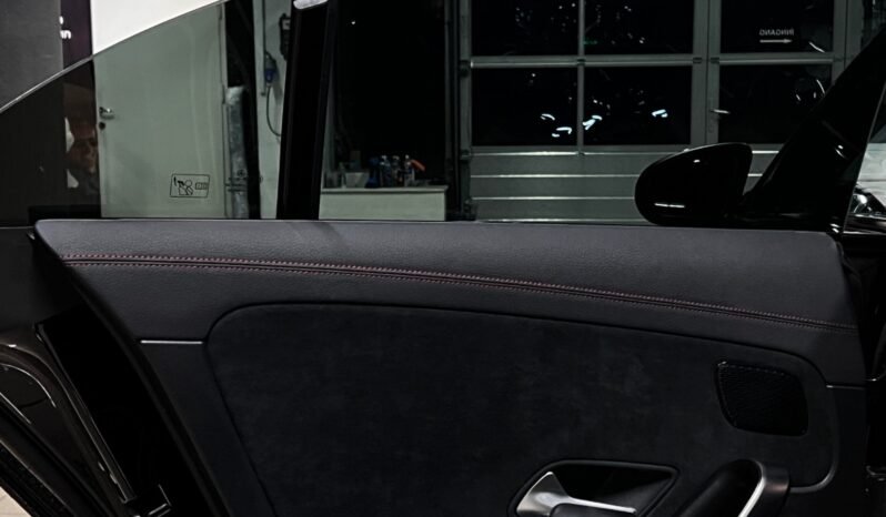 
								Mercedes-Benz CLA 250 e AMG Line / 2x AMG full									