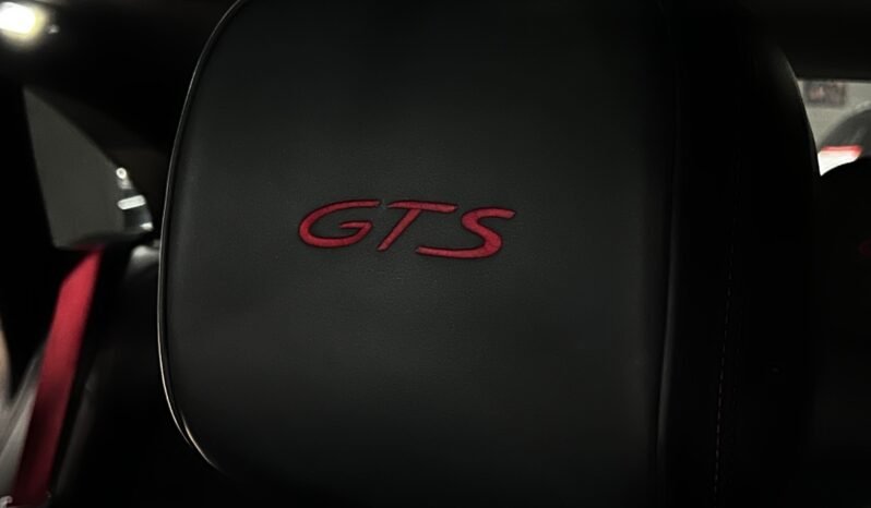 
								Porsche Macan GTS full									