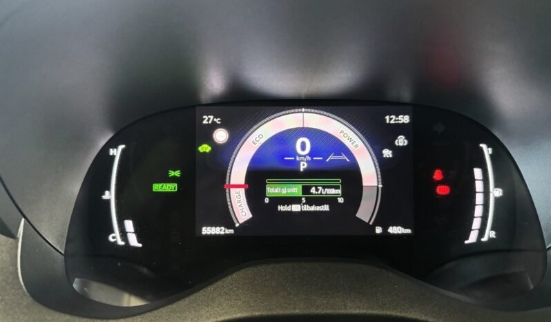 
								Toyota Yaris Cross 1.5 Hybrid AWD-i Active Tech full									