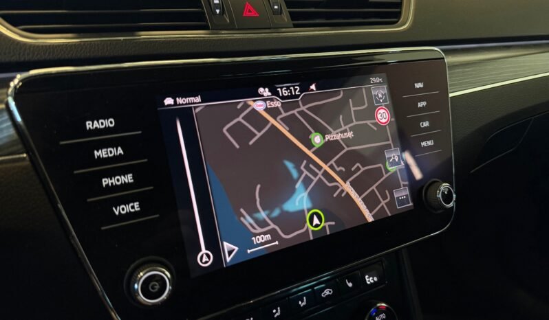 
								Škoda Superb iV Plug-in Hybrid Style full									