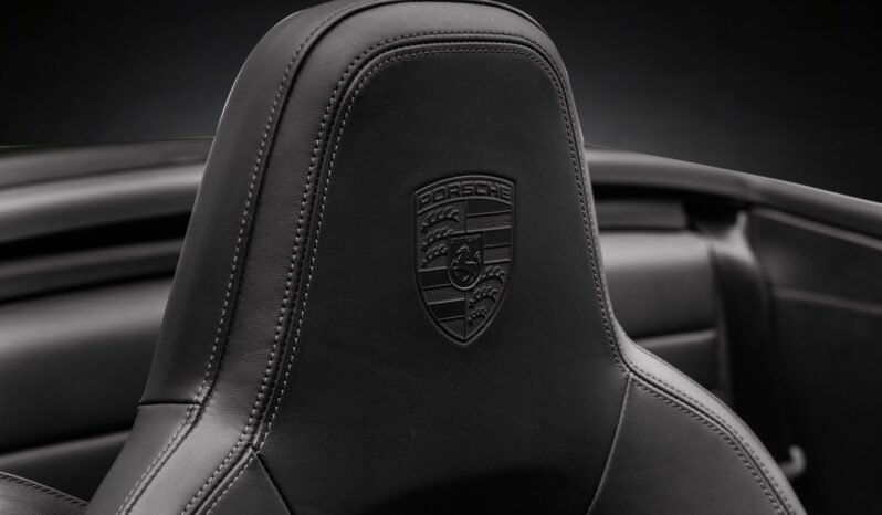 
								Porsche 911 Carrera S Cabriolet full									