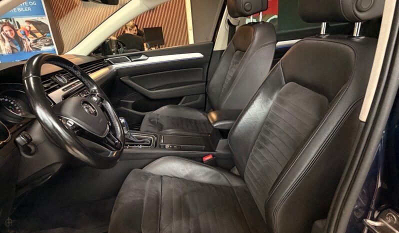 
								Volkswagen Passat GTE Highline full									