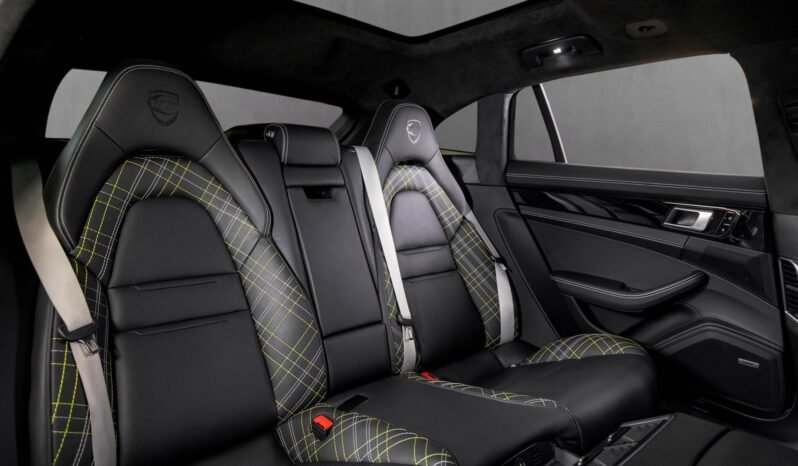 
								Porsche Panamera Turbo S Techart Grand GT full									