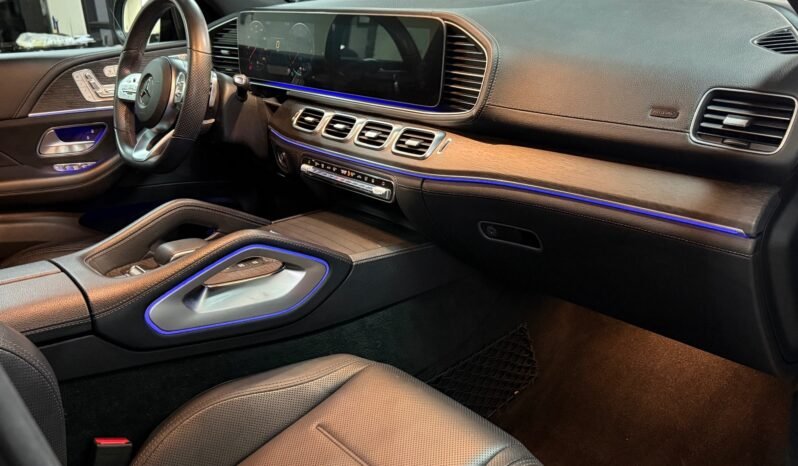 
								Mercedes-Benz GLE 350 de Coupé AMG full									