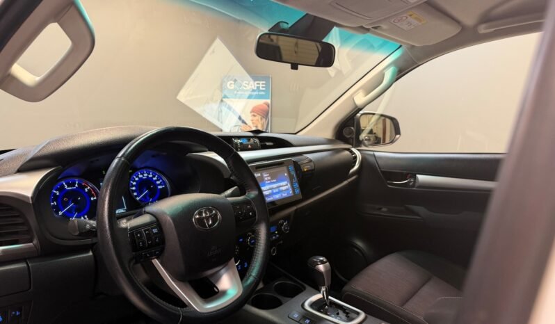 
								Toyota HiLux 2.4 D-4D 150 ch full									
