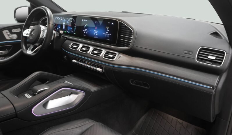 
								Mercedes-Benz GLE 350 de AMG Line full									