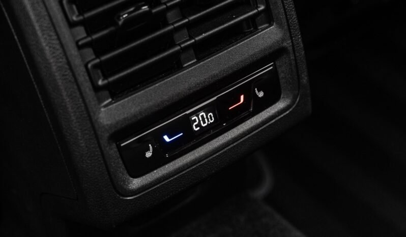 
								Volkswagen Golf VIII 320 ch – 4Motion full									