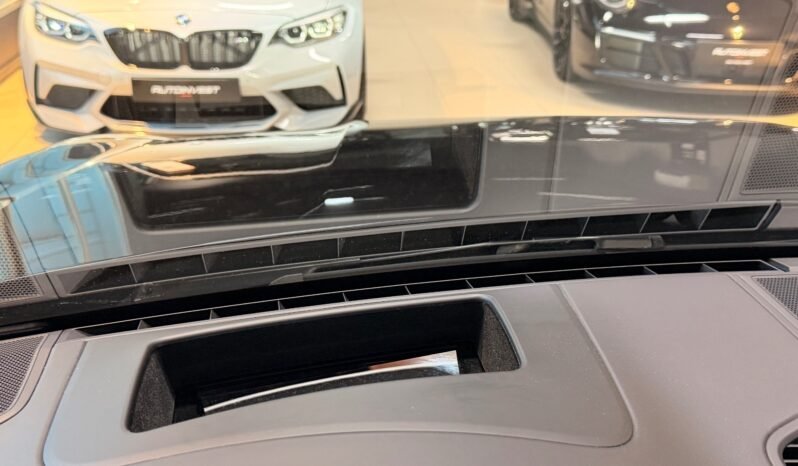 
								Porsche Cayenne E-Hybrid Sport Design full									