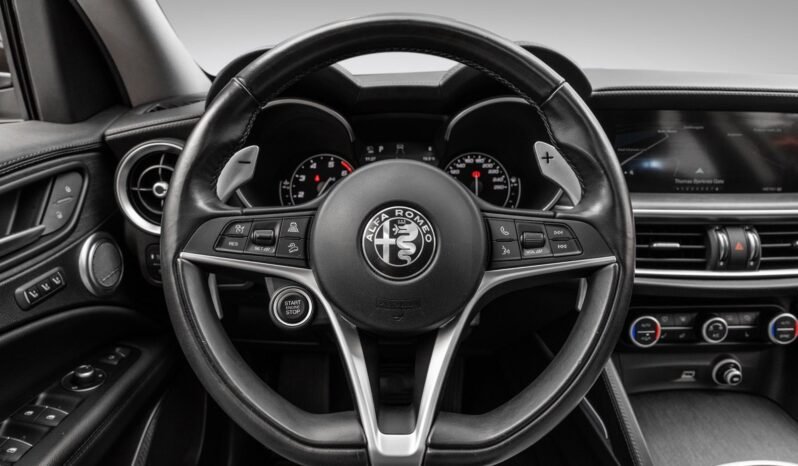 
								Alfa Romeo Stelvio 2.0 Turbo 280 ch Super AWD full									