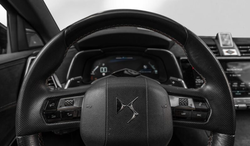 
								DS 7 Crossback Performance Line E-TENSE 4×4 full									