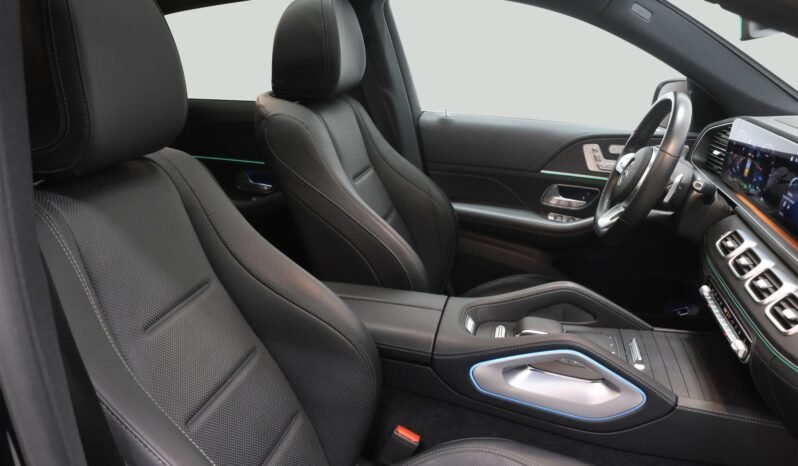 
								Mercedes-Benz GLE 350 de AMG Line full									