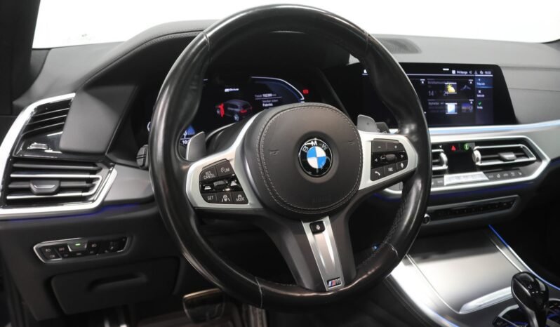 
								BMW X5 xDrive45e M Sport full									