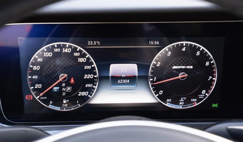 
								Mercedes-Benz E 43 AMG 4MATIC full									