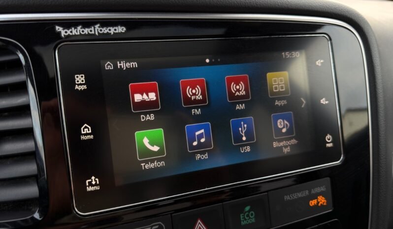 
								Mitsubishi Outlander PHEV S-Edition full									