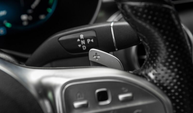
								Mercedes-Benz C300 de 2x AMG full									