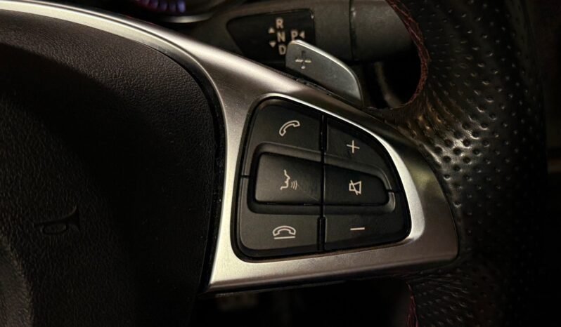 
								Mercedes-Benz CLA 180 AMG full									