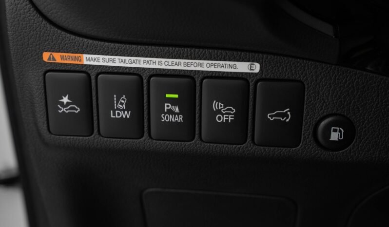 
								Mitsubishi Outlander PHEV 2.4 Instyle+ AWD full									