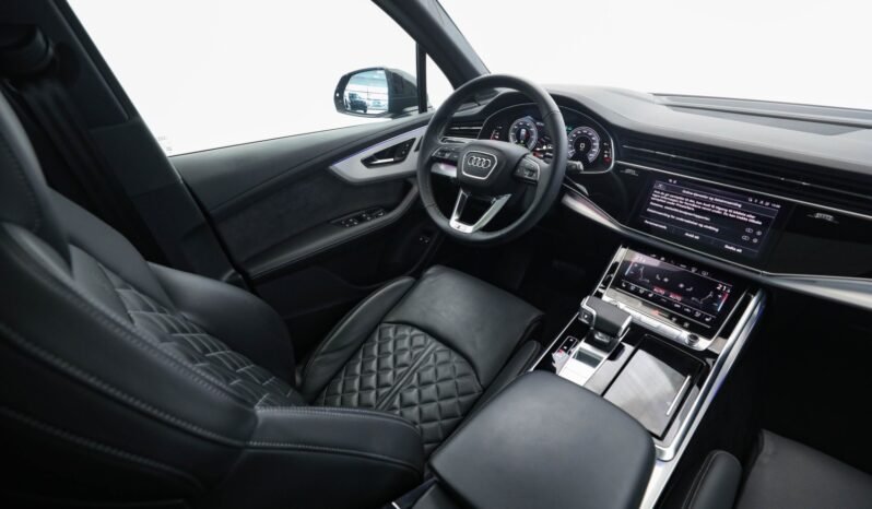 
								Audi Q7 60 TFSI e quattro S line full									