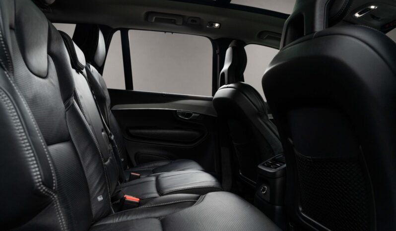 
								Volvo XC90 T8 AWD Inscription full									