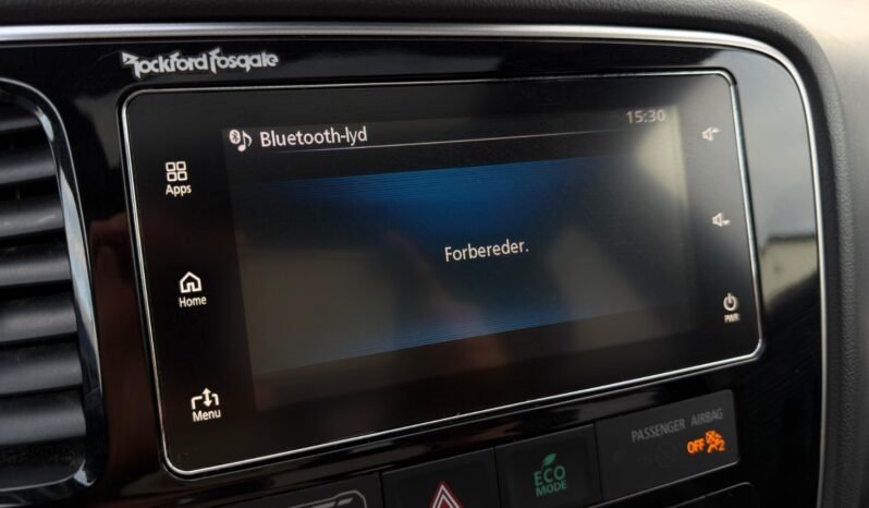 
								Mitsubishi Outlander PHEV S-Edition full									