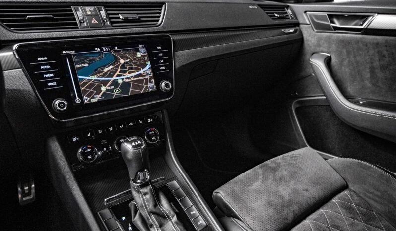 
								Skoda Superb Sportline 2.0 TDI 200 ch DSG 4×4 full									