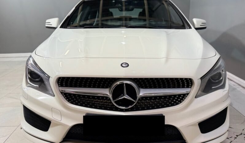 
								Mercedes-Benz CLA 180 AMG full									