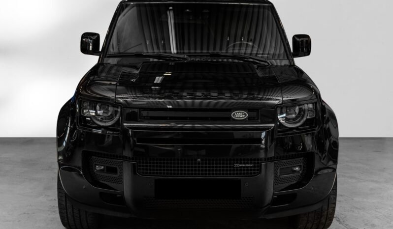 
								Land Rover Defender 110 HSE P400e full									