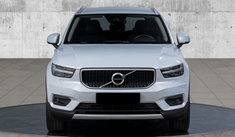 
								Volvo XC40 T5 Twin Engine Momentum full									