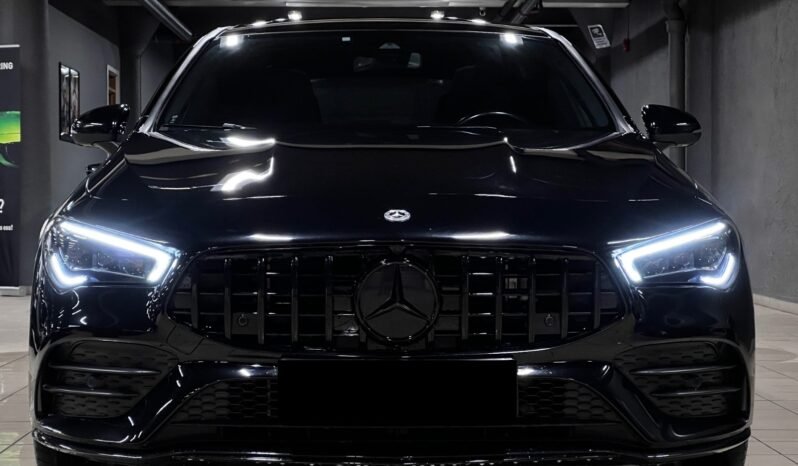 
								Mercedes-Benz CLA 250 e AMG Line / 2x AMG full									