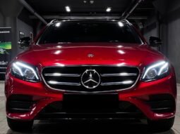 Mercedes-Benz E 300 de 4MATIC 2x AMG