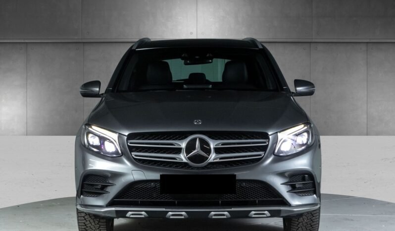
								Mercedes-Benz GLC 350 e Plug-in Hybrid AMG full									