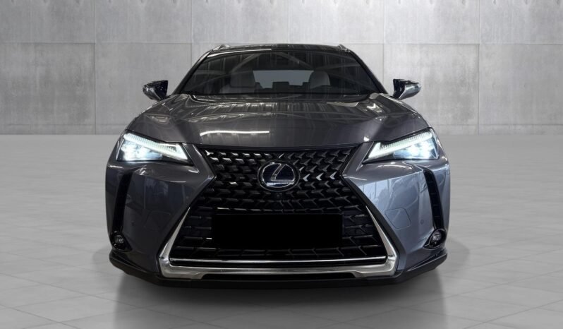 
								Lexus UX 250h AWD Luxury full									