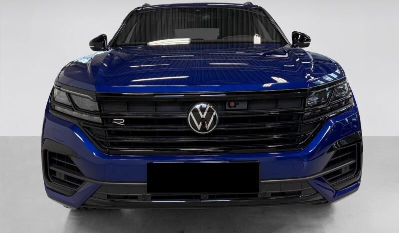 
								Volkswagen Touareg R eHYBRID V6 4MOTION full									