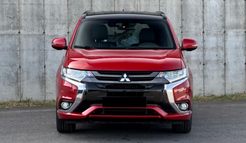 
								Mitsubishi Outlander PHEV S-Edition full									