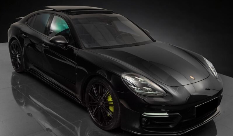 
								Porsche Panamera E-Hybrid SportDesign full									