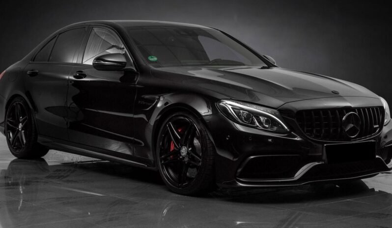 
								Mercedes-Benz C 63 S AMG 510 ch full									