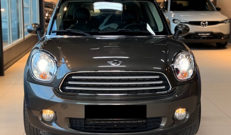 
								MINI Countryman Cooper ALL4 full									