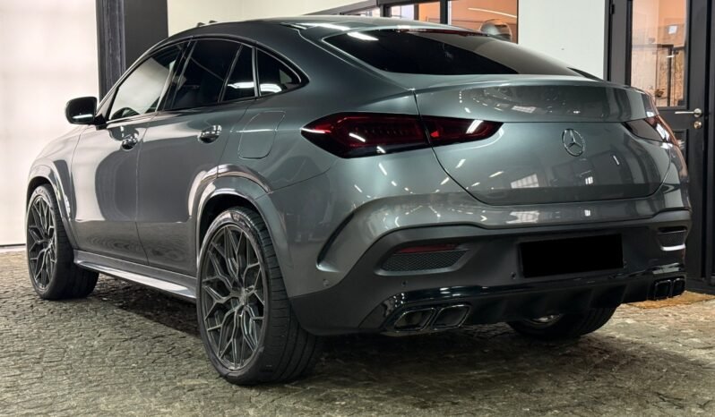 
								Mercedes-Benz GLE 350 de Coupé AMG full									