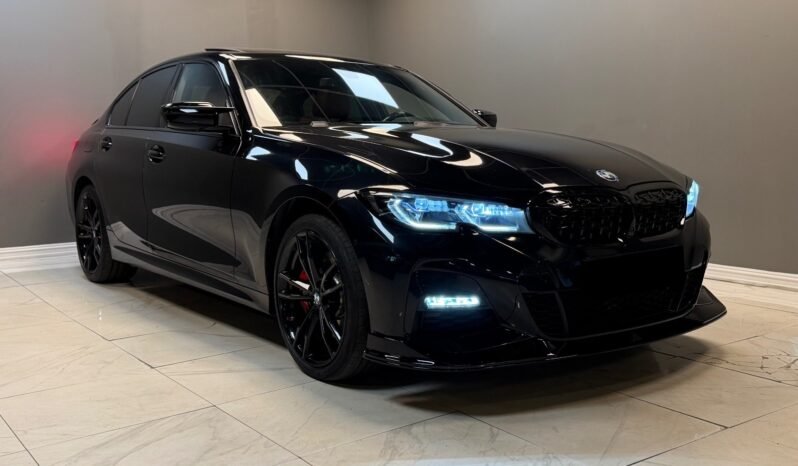 
								BMW 330e xDrive M-Sport full									