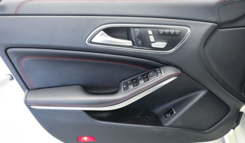 
								Mercedes-Benz CLA 45 AMG Shooting Brake full									