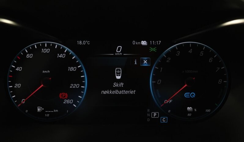 
								Mercedes-Benz GLC 300 e AMG full									