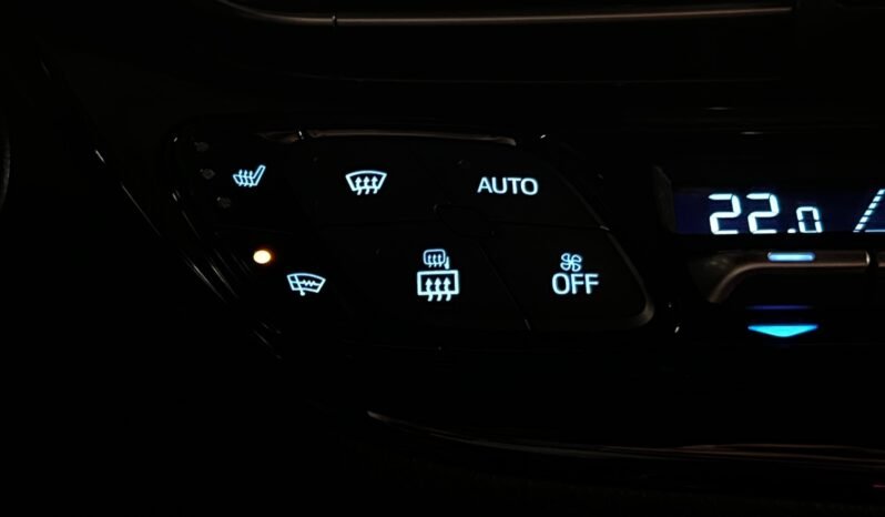 
								Toyota C-HR 1.8 Hybrid LoungeTech full									