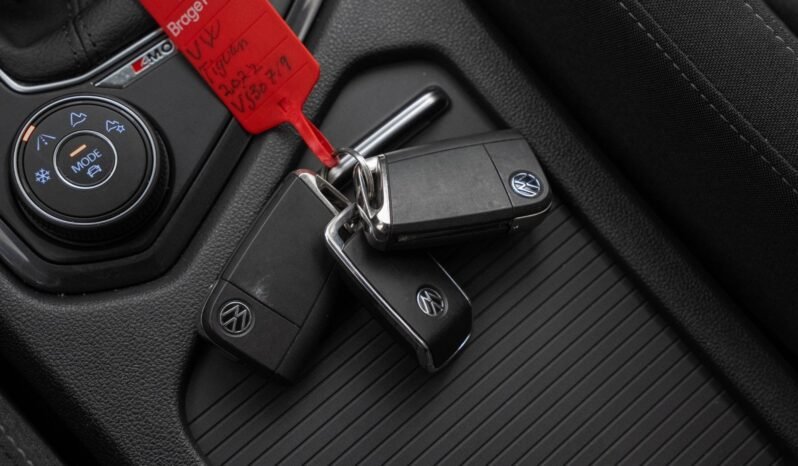 
								Volkswagen Tiguan 2.0 TDI 4Motion DSG full									