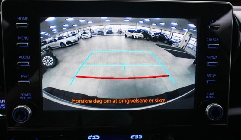 
								Toyota HiLux 2.8 D-4D 204 ch D-Cab 4WD GR Sport full									