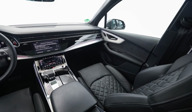 
								Audi Q7 60 TFSI e quattro S line full									