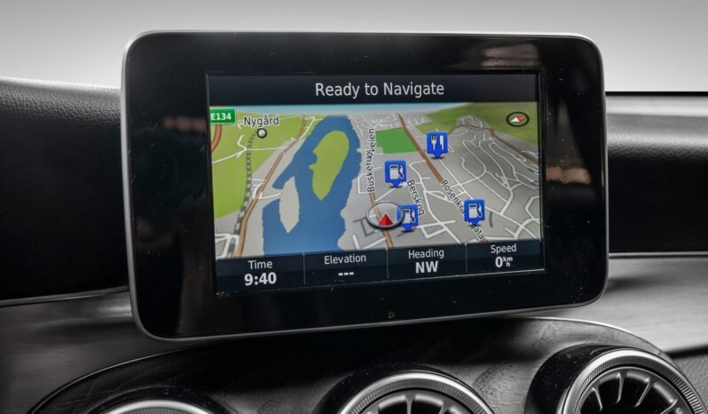 
								Mercedes-Benz GLC 220d 4MATIC – AMG full									