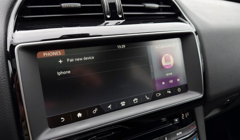 
								Jaguar F-PACE 2.0D 180 ch R-Sport AWD full									