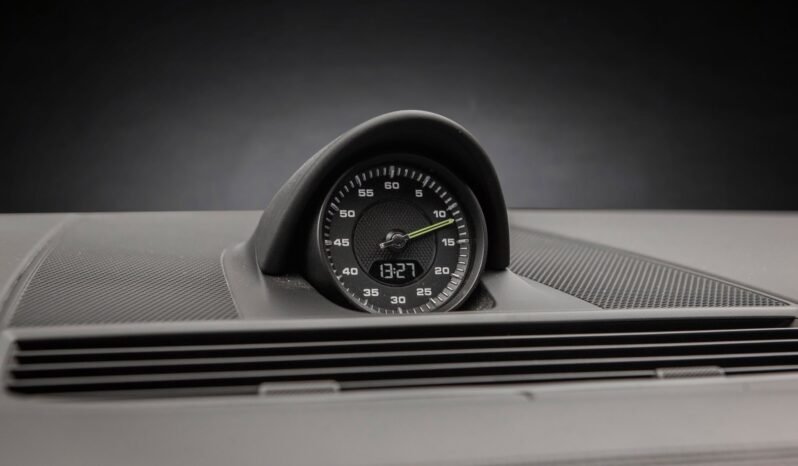 
								Porsche Panamera E-Hybrid SportDesign full									