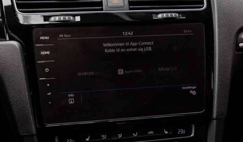 
								Volkswagen Golf VII Facelift R full									