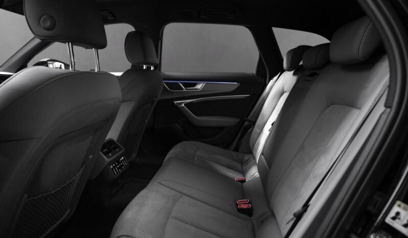 
								Audi A6 55 TFSI e Avant S-Line full									